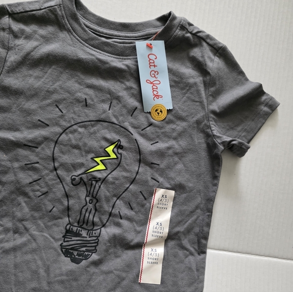 NWT Cat & Jack Gray T-Shirt with Lightbulb Design Size: XS (4/5) - Picture 2 of 4